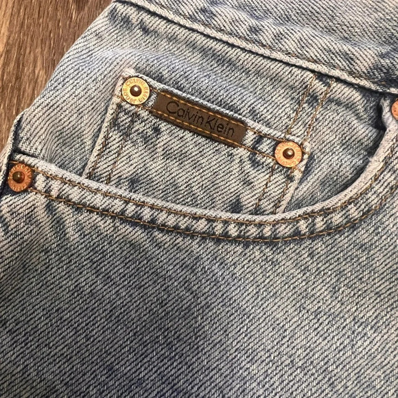 Calvin Klein Women’s Vintage 90s Mom Shorts Size 7 Made In USA Light Wash - Picture 2 of 7